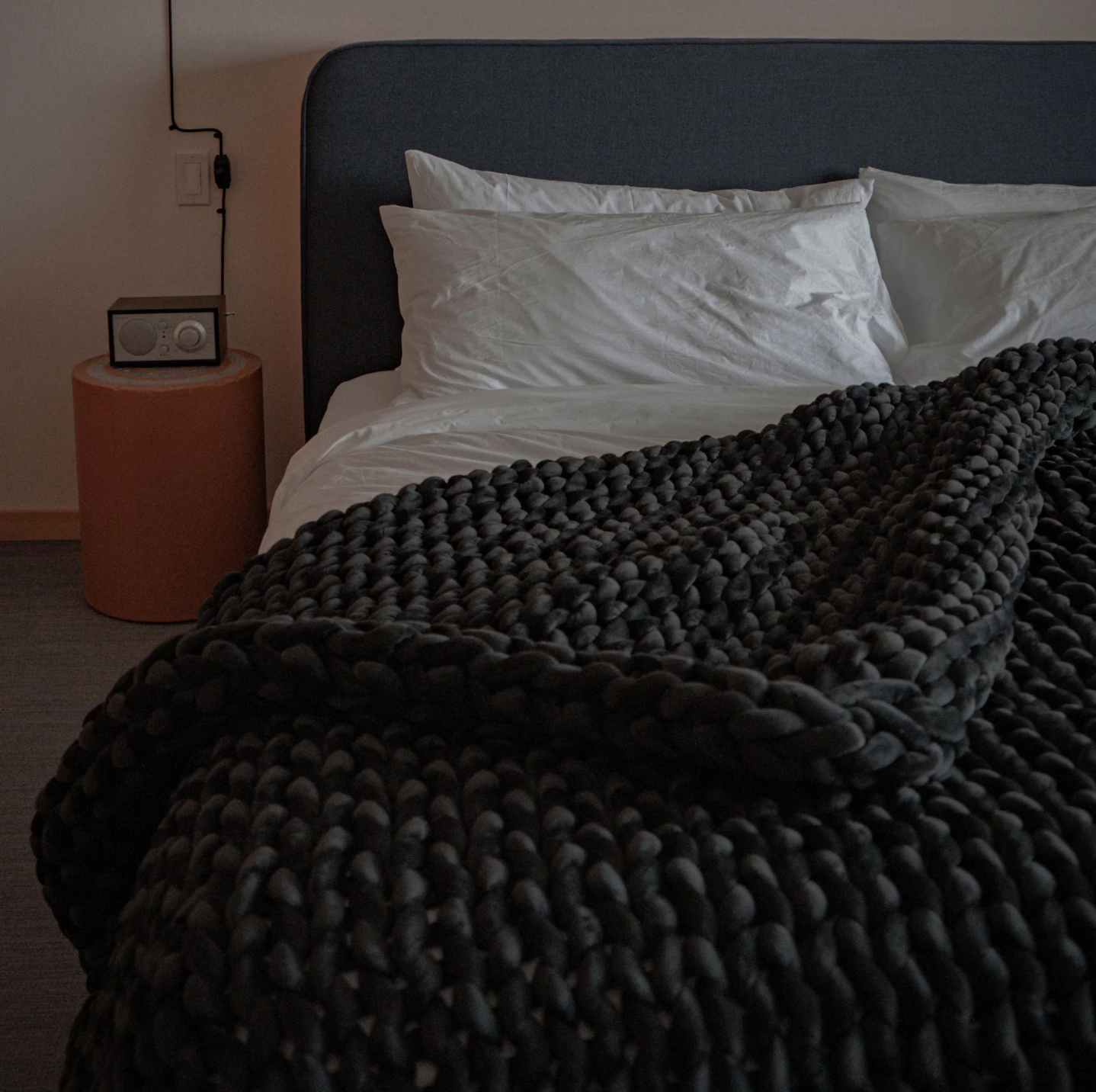 The Luxe Grande Weighted Knit Blanket